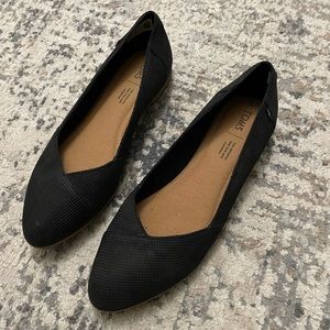 Black flats